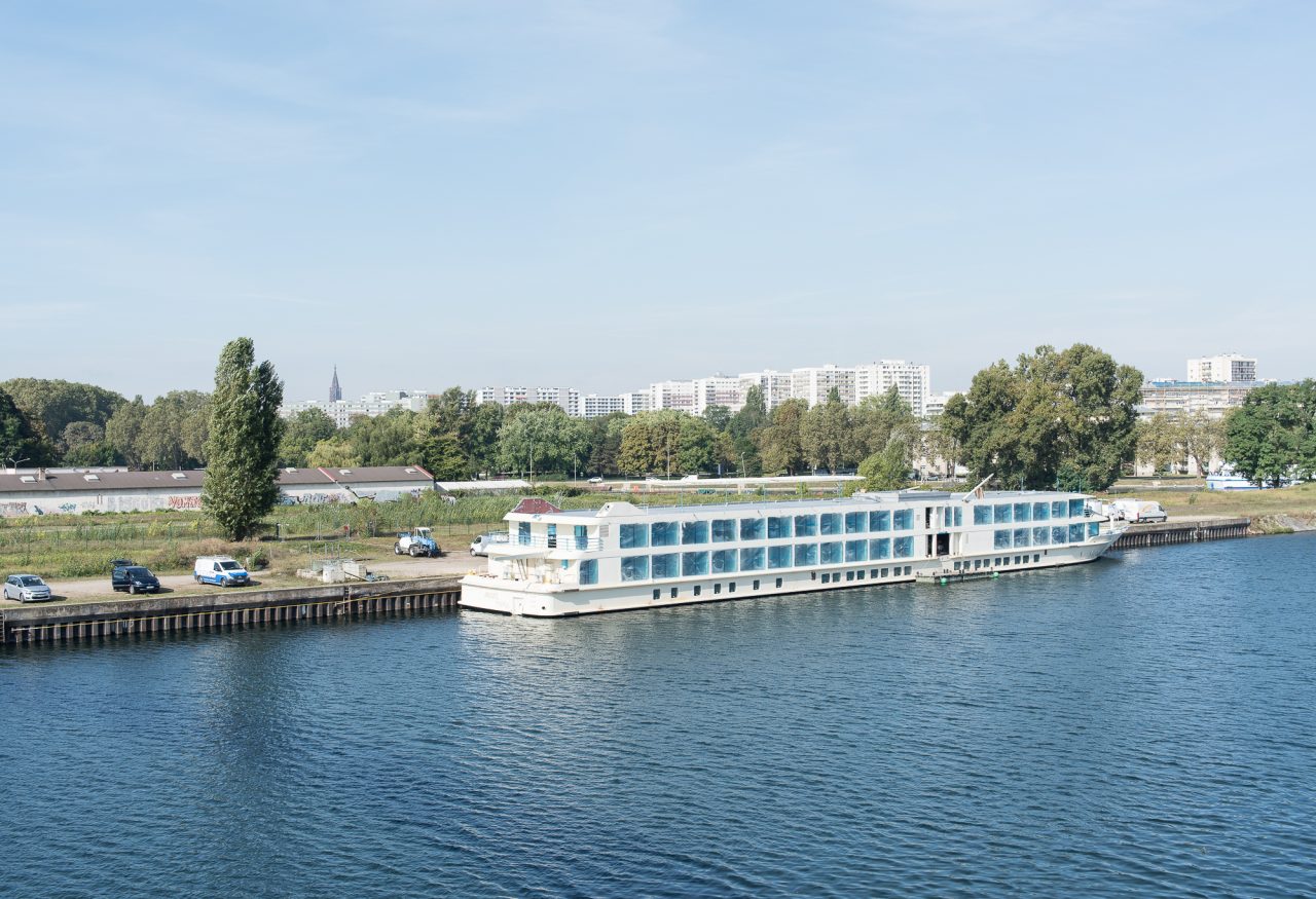 « La cathédrale et le bassin Vauban depuis les futurs logements de Starlette » ©David Betzinger