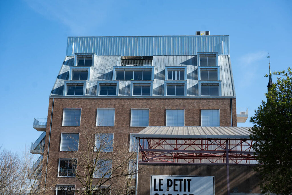 La façade sud de la Maison 115. Crédits : Mathilde Cybulski pour Strasbourg Eurométropole